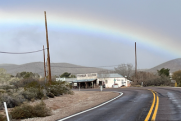 PIONEER-SALLOON-IN-COLOR-WITH-RAINBOW